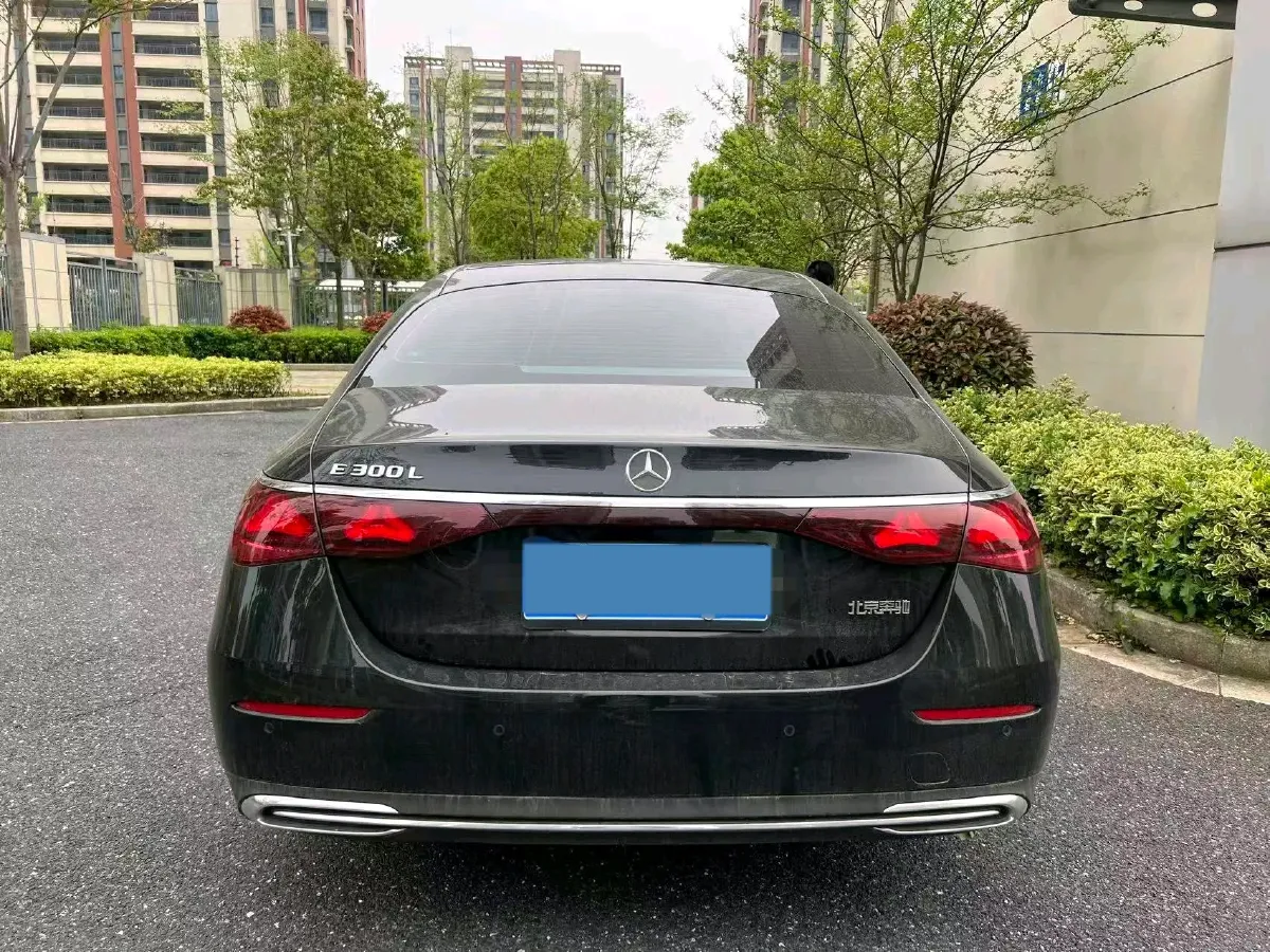 2025 Mercedes-Benz E Class 2.0T 258HP L4 9AT,autocango,china used car exporter,china ev exporter,chinese used car exporter,chinese used ev exporter