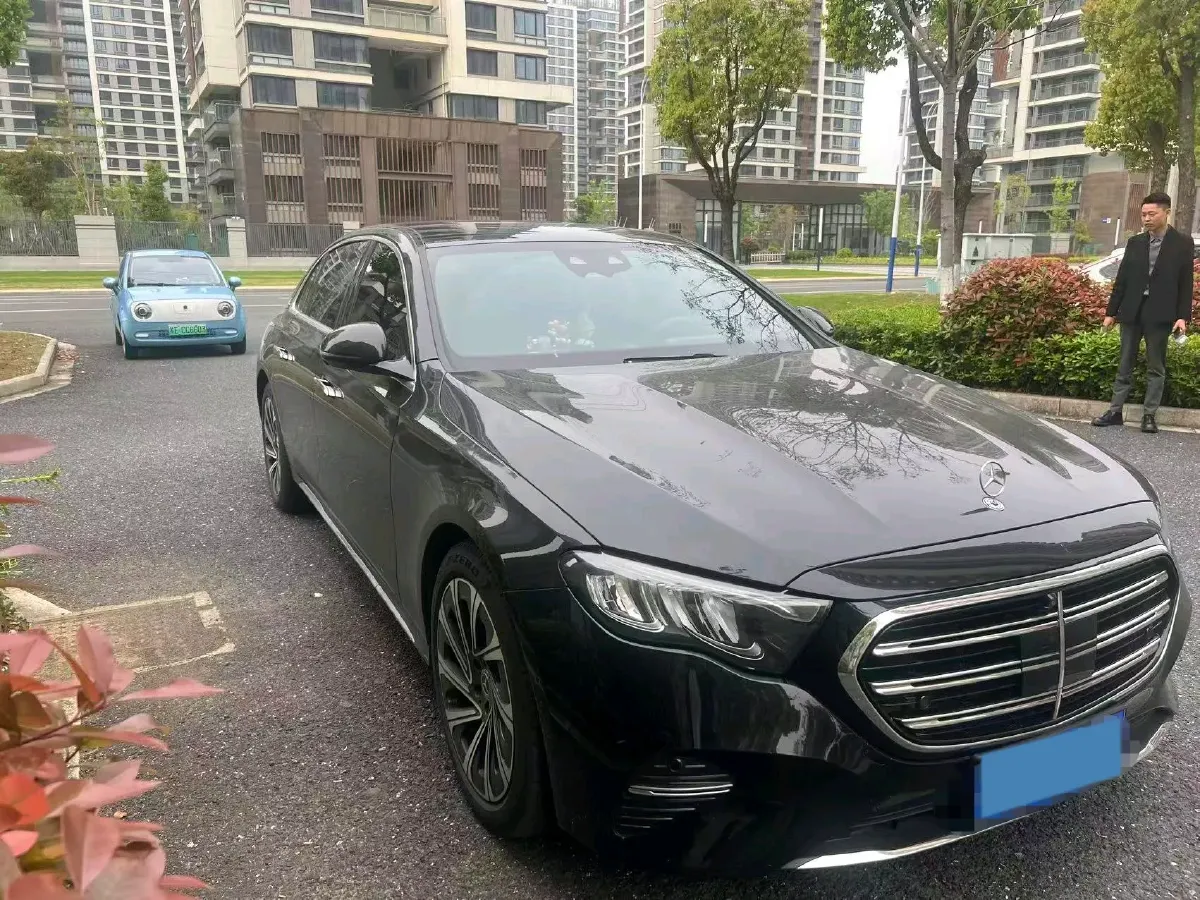 2025 Mercedes-Benz E Class 2.0T 258HP L4 9AT,autocango,china used car exporter,china ev exporter,chinese used car exporter,chinese used ev exporter