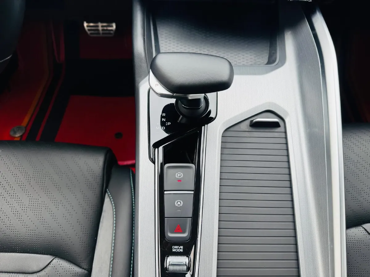 2023 Geely Preface 2.0T 190HP L4 7DCT,autocango,china used car exporter,china ev exporter,chinese used car exporter,chinese used ev exporter