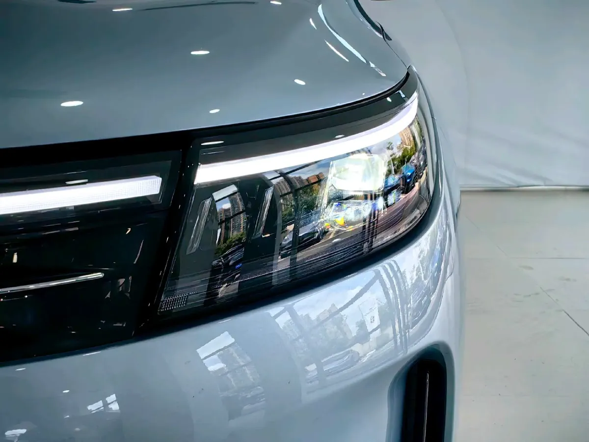 2024 AITO AITO M7 1.5T 152HP L4 REEV 40KWH,autocango,china used car exporter,china ev exporter,chinese used car exporter,chinese used ev exporter