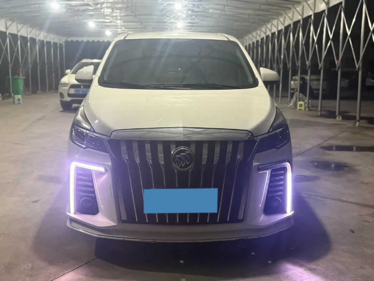2021 Buick GL8 2.0T 237HP L4 9AT,autocango,china used car exporter,china ev exporter,chinese used car exporter,chinese used ev exporter