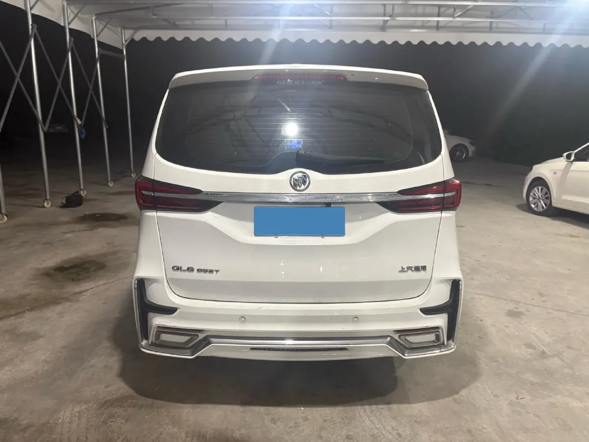 2021 Buick GL8 2.0T 237HP L4 9AT,autocango,china used car exporter,china ev exporter,chinese used car exporter,chinese used ev exporter