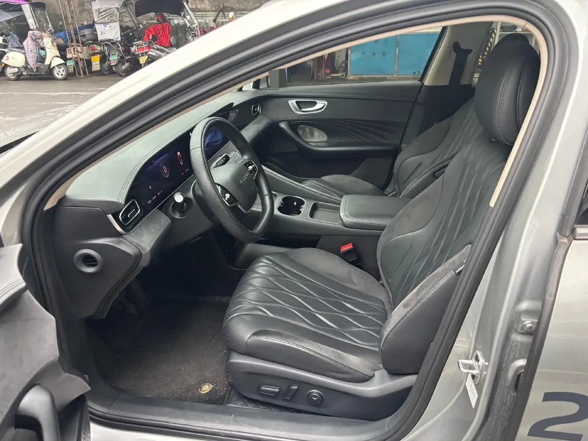 2023 Roewe D7 1.5L 112HP L4 1DHT PHEV 21.4KWH,autocango,china used car exporter,china ev exporter,chinese used car exporter,chinese used ev exporter