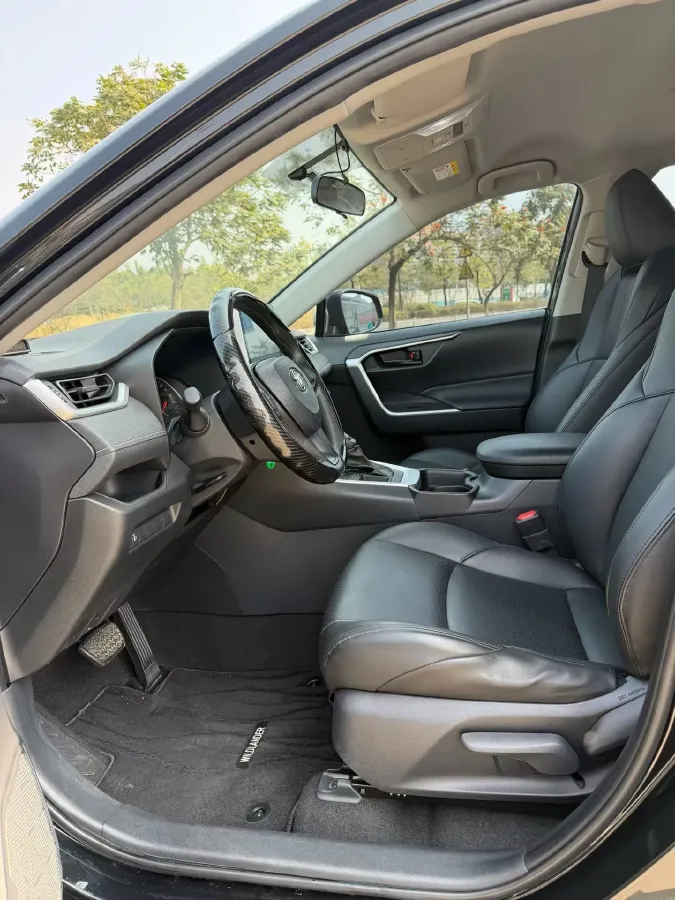 2023 Toyota Wildlander 2.0L 171HP L4 CVT,autocango,china used car exporter,china ev exporter,chinese used car exporter,chinese used ev exporter