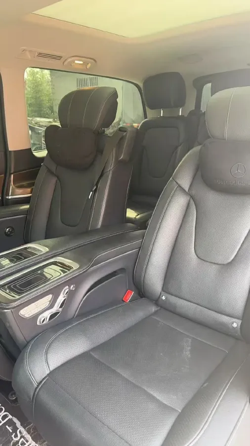 2020 Mercedes-Benz V Class 2.0T 211HP L4 9AT,autocango,china used car exporter,china ev exporter,chinese used car exporter,chinese used ev exporter