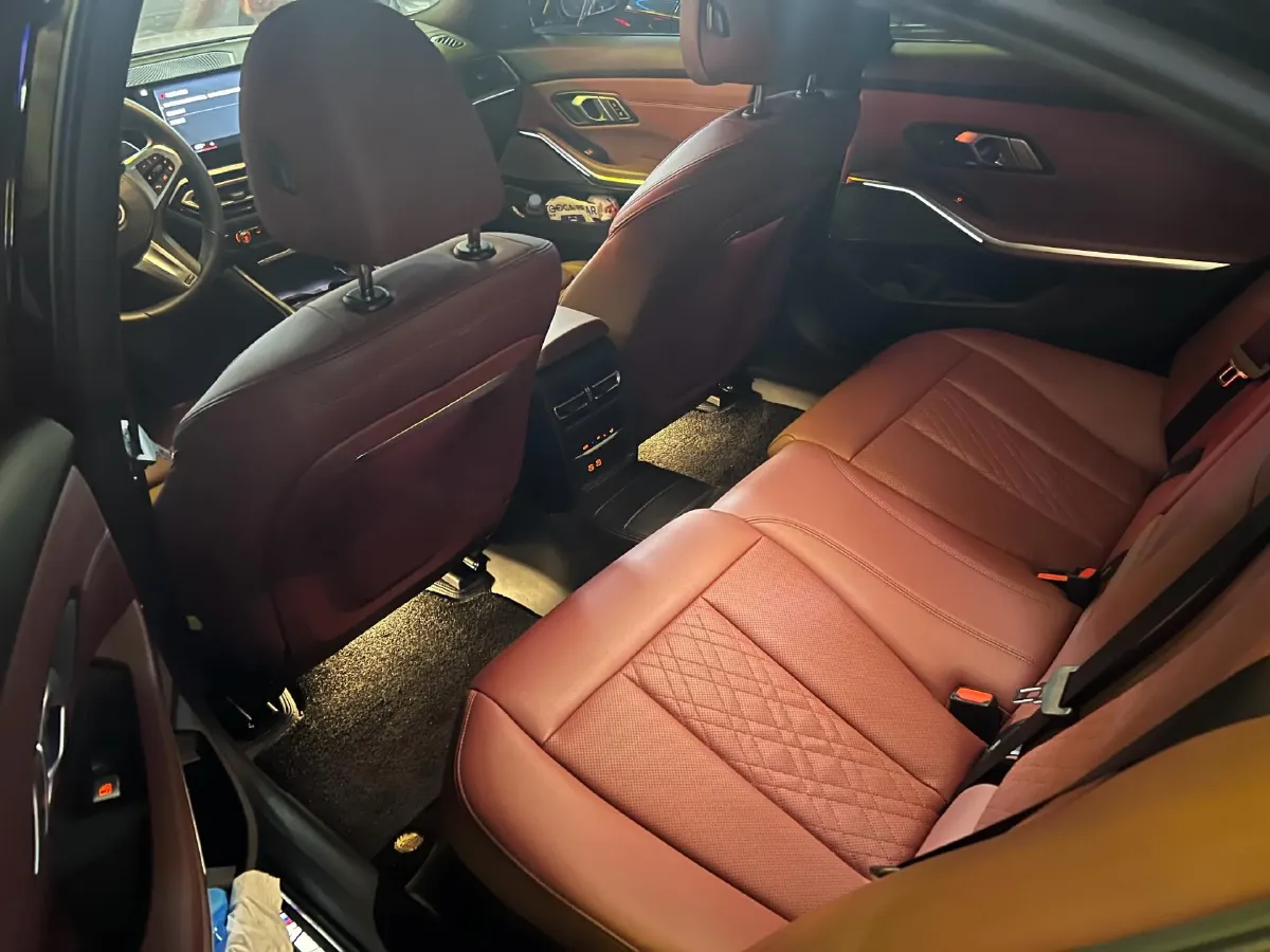 2023 BMW 3 Series 2.0T 245HP L4 8AT,autocango,china used car exporter,china ev exporter,chinese used car exporter,chinese used ev exporter