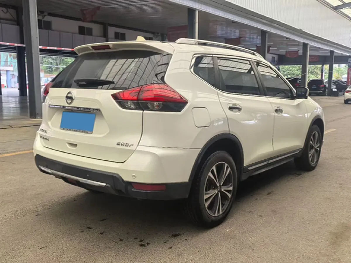 2021 Nissan X-Trail 2.5L 181HP L4 CVT,autocango,china used car exporter,china ev exporter,chinese used car exporter,chinese used ev exporter