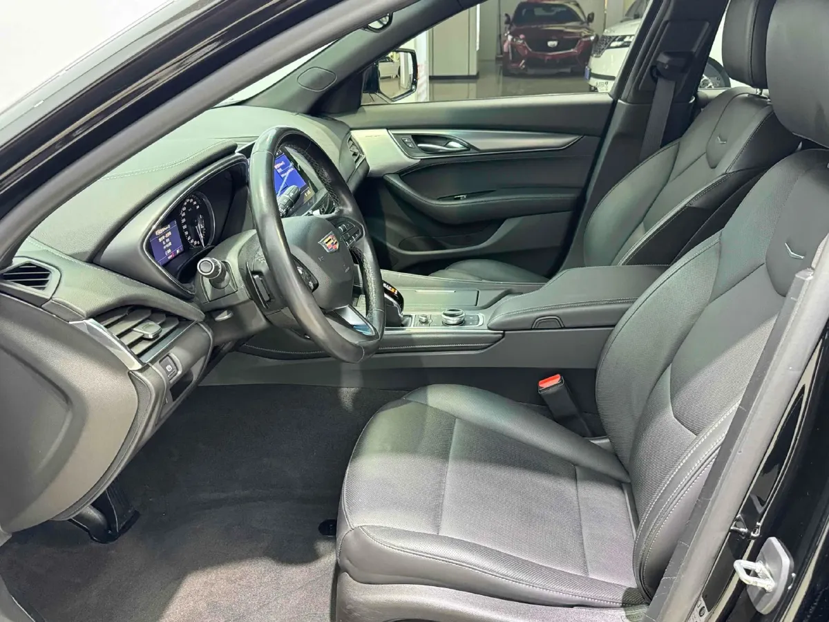 2021 Cadillac CT5 2.0T 237HP L4 10AT,autocango,china used car exporter,china ev exporter,chinese used car exporter,chinese used ev exporter