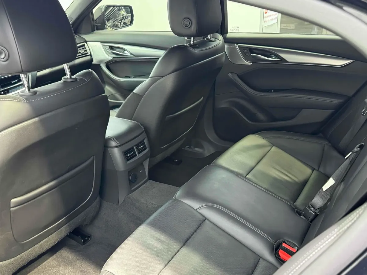 2021 Cadillac CT5 2.0T 237HP L4 10AT,autocango,china used car exporter,china ev exporter,chinese used car exporter,chinese used ev exporter