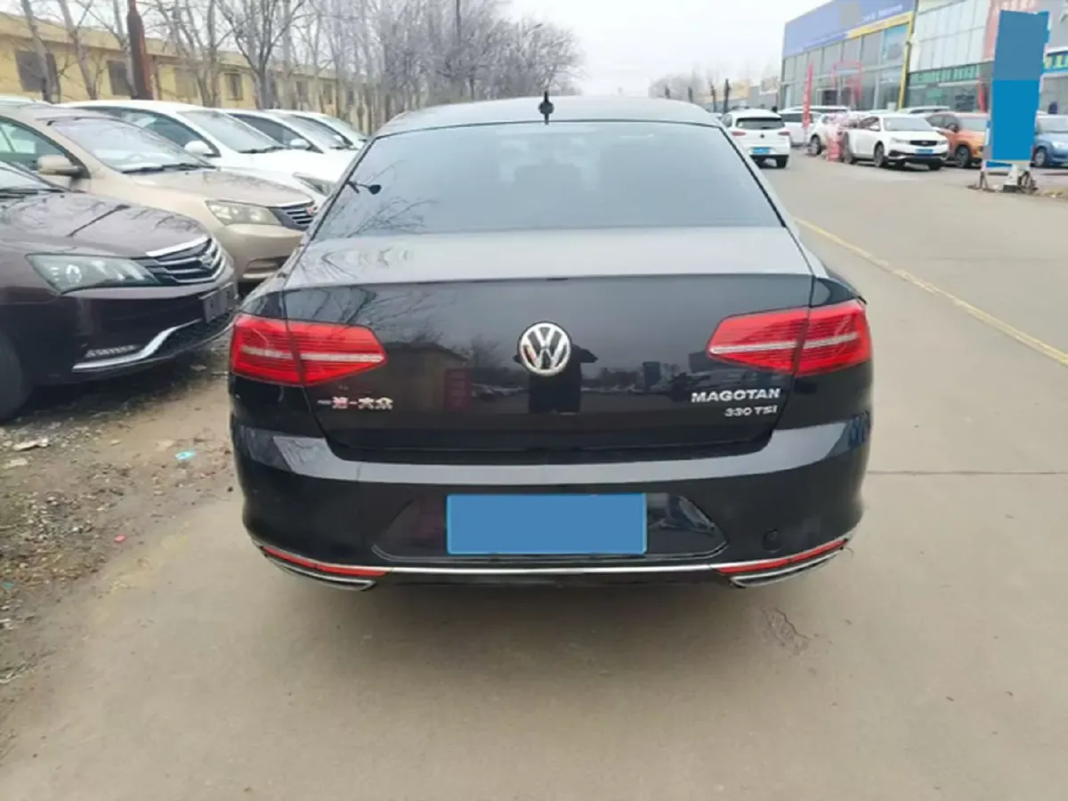 2019 Volkswagen Magotan 2.0T 186HP L4 7DCT,autocango,china used car exporter,china ev exporter,chinese used car exporter,chinese used ev exporter