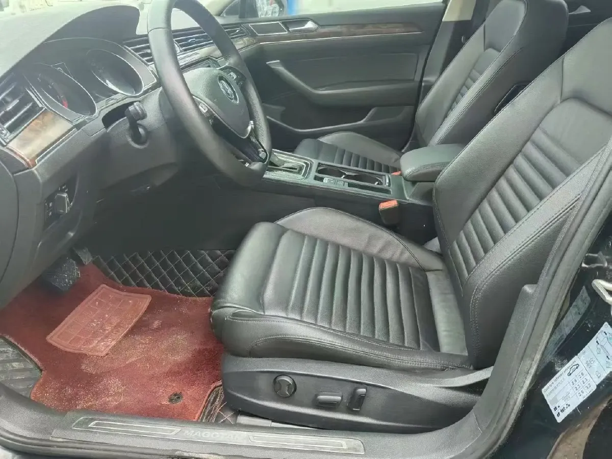 2019 Volkswagen Magotan 2.0T 186HP L4 7DCT,autocango,china used car exporter,china ev exporter,chinese used car exporter,chinese used ev exporter