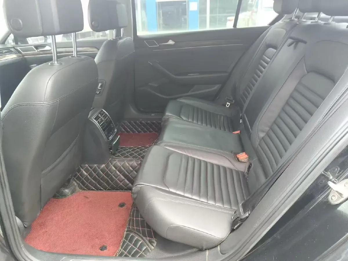 2019 Volkswagen Magotan 2.0T 186HP L4 7DCT,autocango,china used car exporter,china ev exporter,chinese used car exporter,chinese used ev exporter