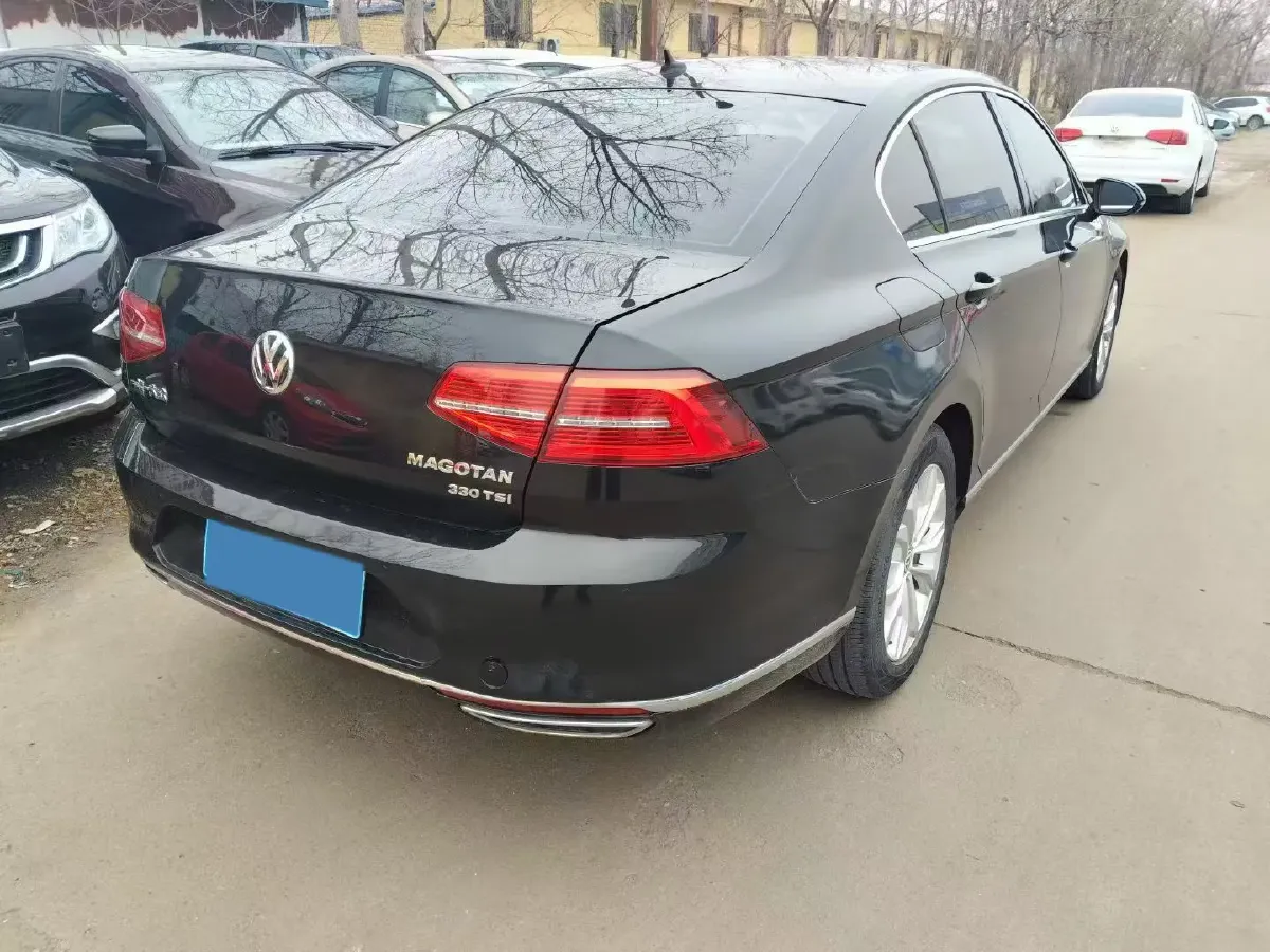 2019 Volkswagen Magotan 2.0T 186HP L4 7DCT,autocango,china used car exporter,china ev exporter,chinese used car exporter,chinese used ev exporter