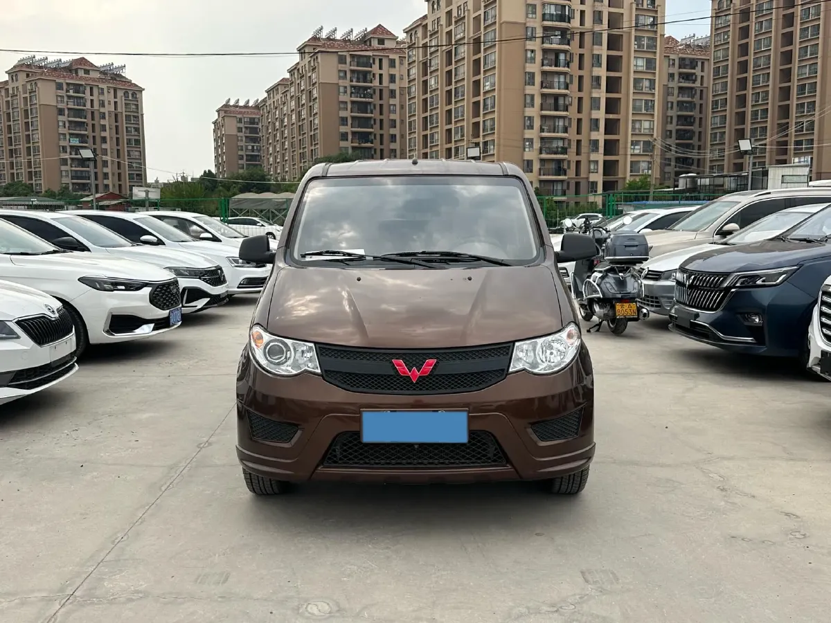 2021 WuLing RongGuang New Truck 1.5L 99HP L4 5MT,autocango,china used car exporter,china ev exporter,chinese used car exporter,chinese used ev exporter