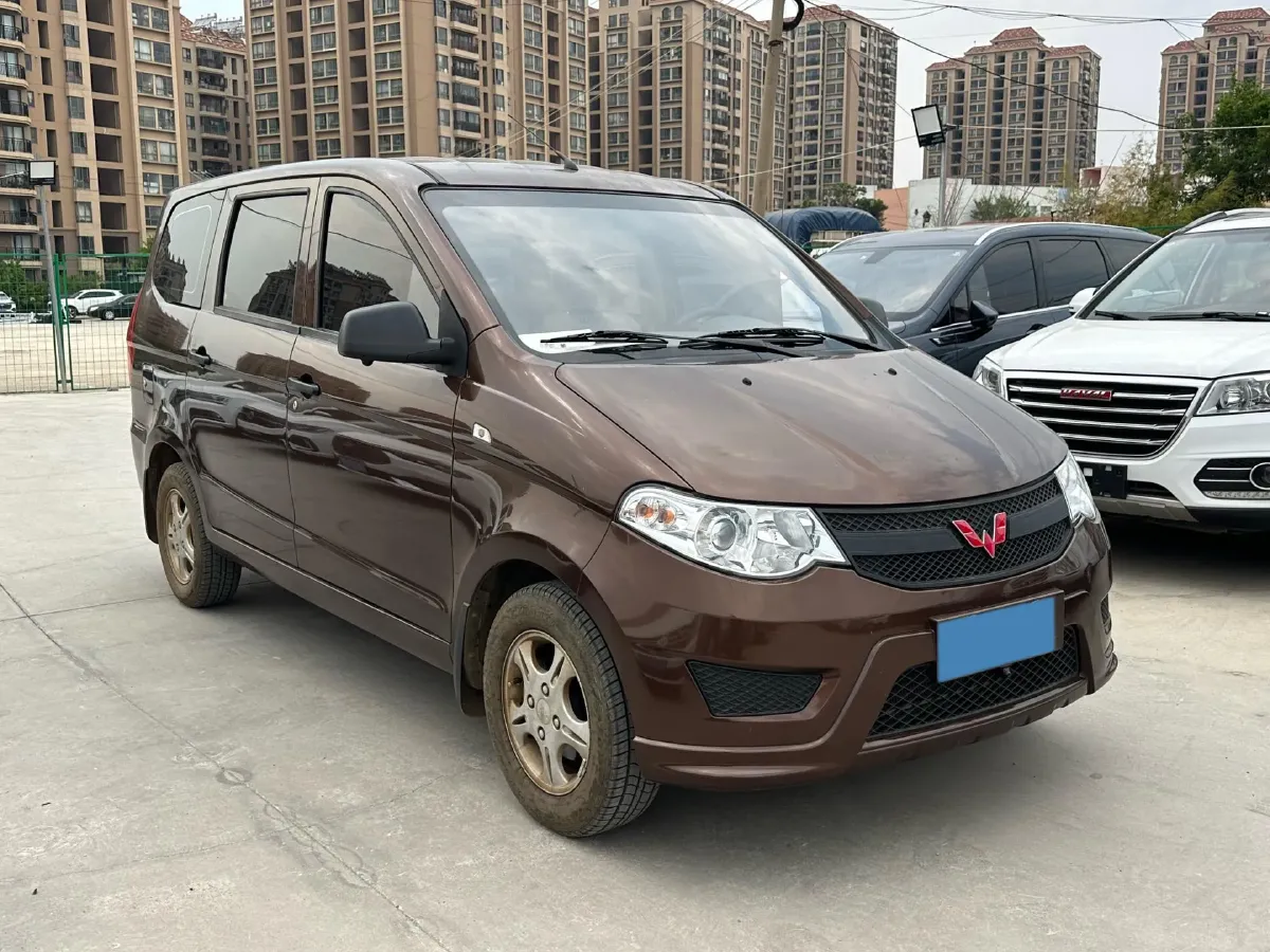 2021 WuLing RongGuang New Truck 1.5L 99HP L4 5MT,autocango,china used car exporter,china ev exporter,chinese used car exporter,chinese used ev exporter