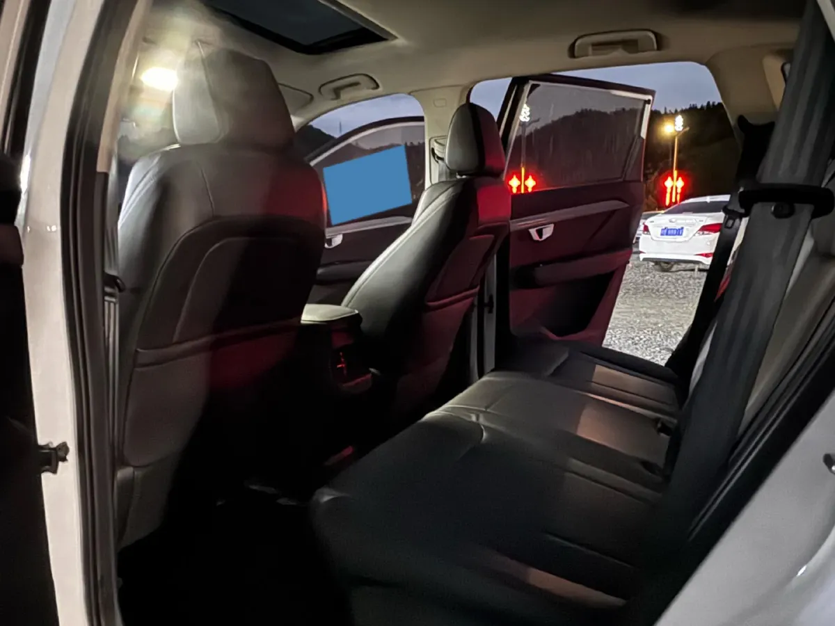 2021 WuLing XingChen 1.5T 147HP L4 6MT,autocango,china used car exporter,china ev exporter,chinese used car exporter,chinese used ev exporter