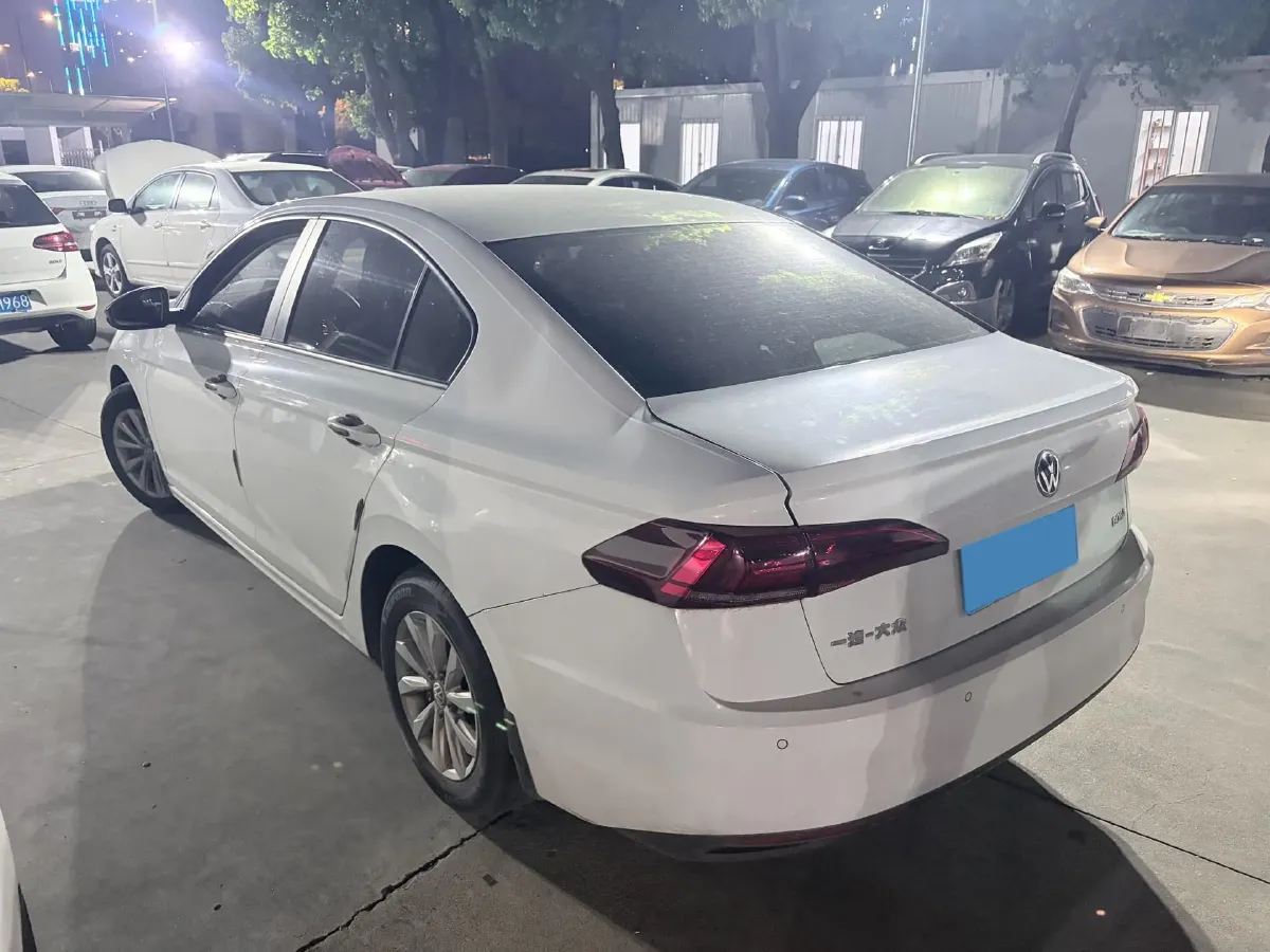 2020 Volkswagen Bora 1.5L 113HP L4 6AT,autocango,china used car exporter,china ev exporter,chinese used car exporter,chinese used ev exporter