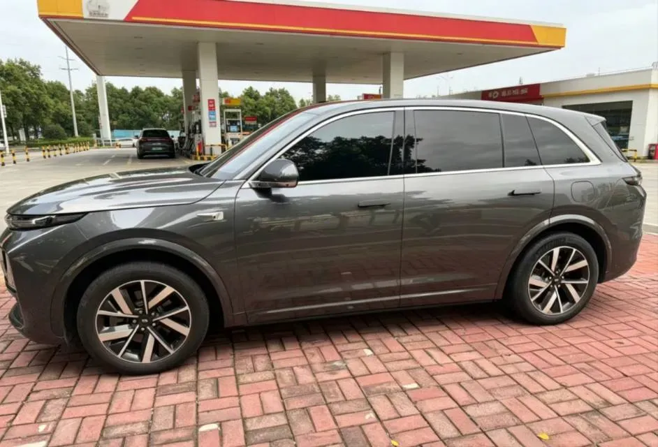 2023 Li L7 Range Extended 154HP REEV 40.9KWH,autocango,china used car exporter,china ev exporter,chinese used car exporter,chinese used ev exporter