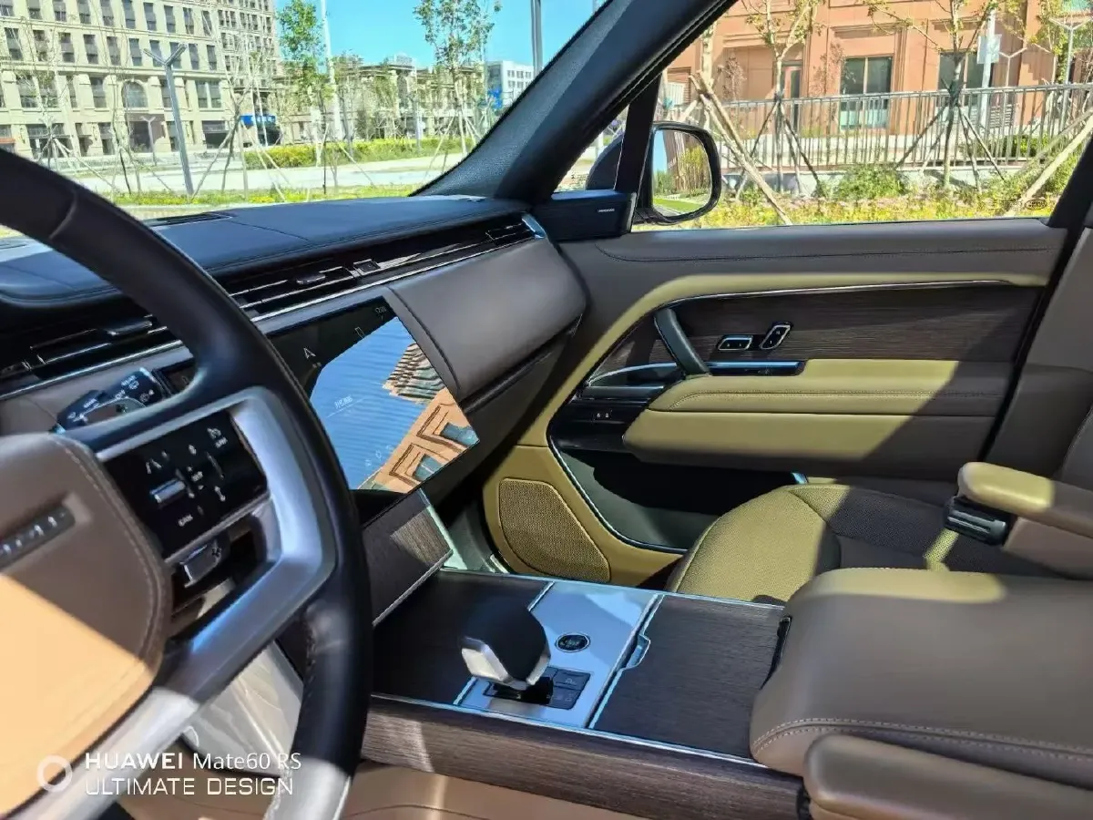 2024 Land Rover Range Rover 3.0T 400HP L6 8AT,autocango,china used car exporter,china ev exporter,chinese used car exporter,chinese used ev exporter