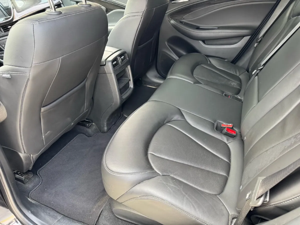 2020 Buick EnvisionPlus 1.5T 169HP L4 7DCT,autocango,china used car exporter,china ev exporter,chinese used car exporter,chinese used ev exporter