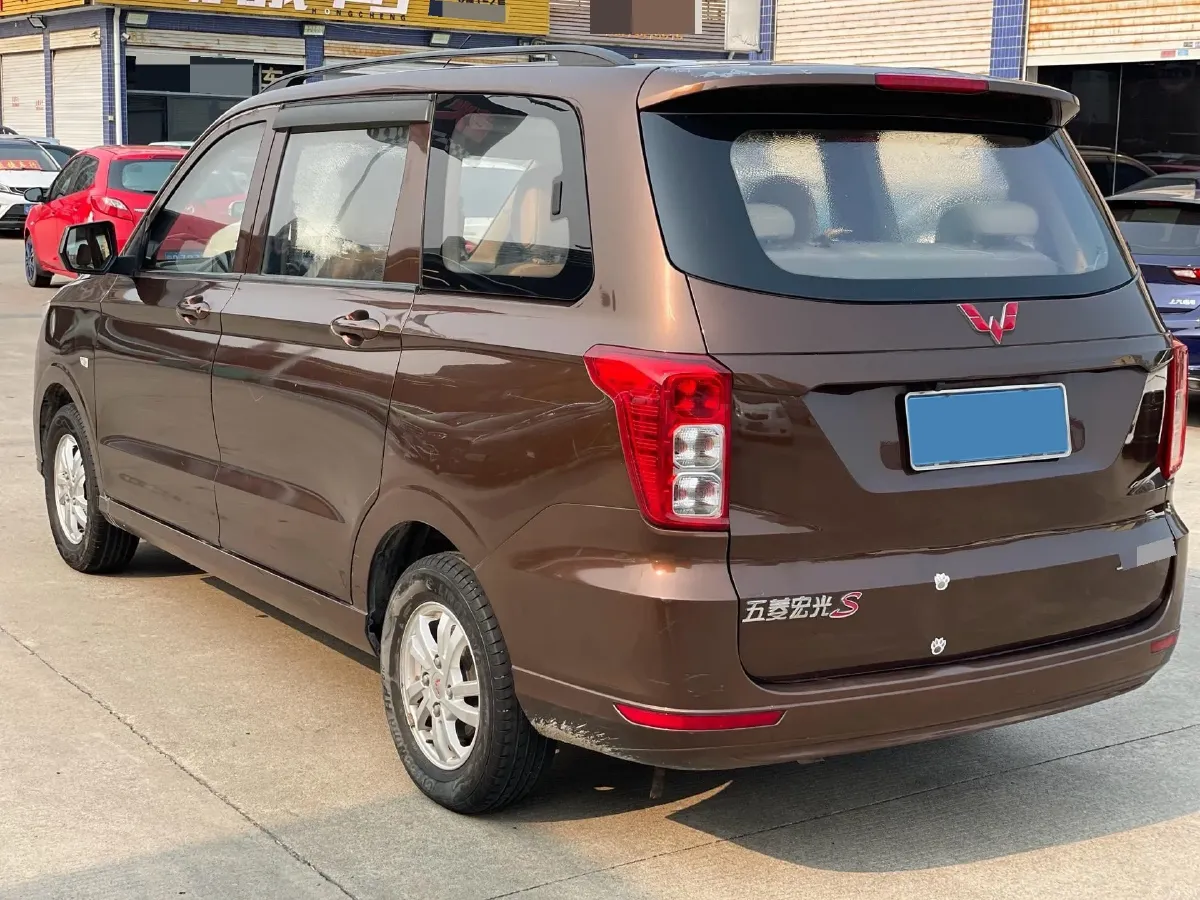 2018 WuLing HongGuang 1.5L 105HP L4 5MT,autocango,china used car exporter,china ev exporter,chinese used car exporter,chinese used ev exporter