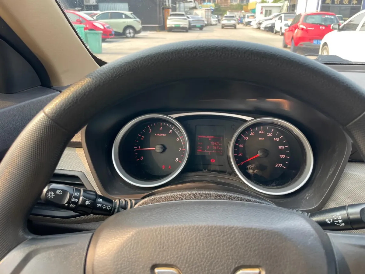 2018 WuLing HongGuang 1.5L 105HP L4 5MT,autocango,china used car exporter,china ev exporter,chinese used car exporter,chinese used ev exporter