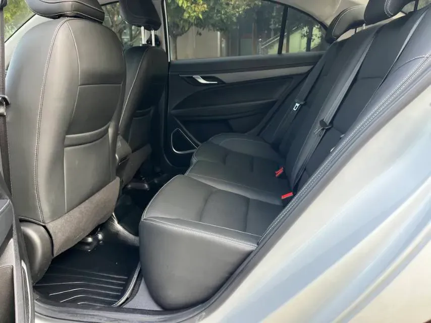 2022 Geely Emgrand 1.5L 114HP L4 CVT,autocango,china used car exporter,china ev exporter,chinese used car exporter,chinese used ev exporter