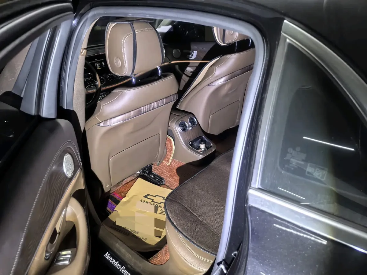 2021 Mercedes-Benz E Class 2.0T 258HP L4 9AT,autocango,china used car exporter,china ev exporter,chinese used car exporter,chinese used ev exporter