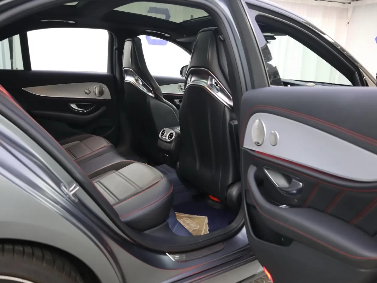 2022 Mercedes-Benz E AMG 3.0T 435HP L6 9AT,autocango,china used car exporter,china ev exporter,chinese used car exporter,chinese used ev exporter