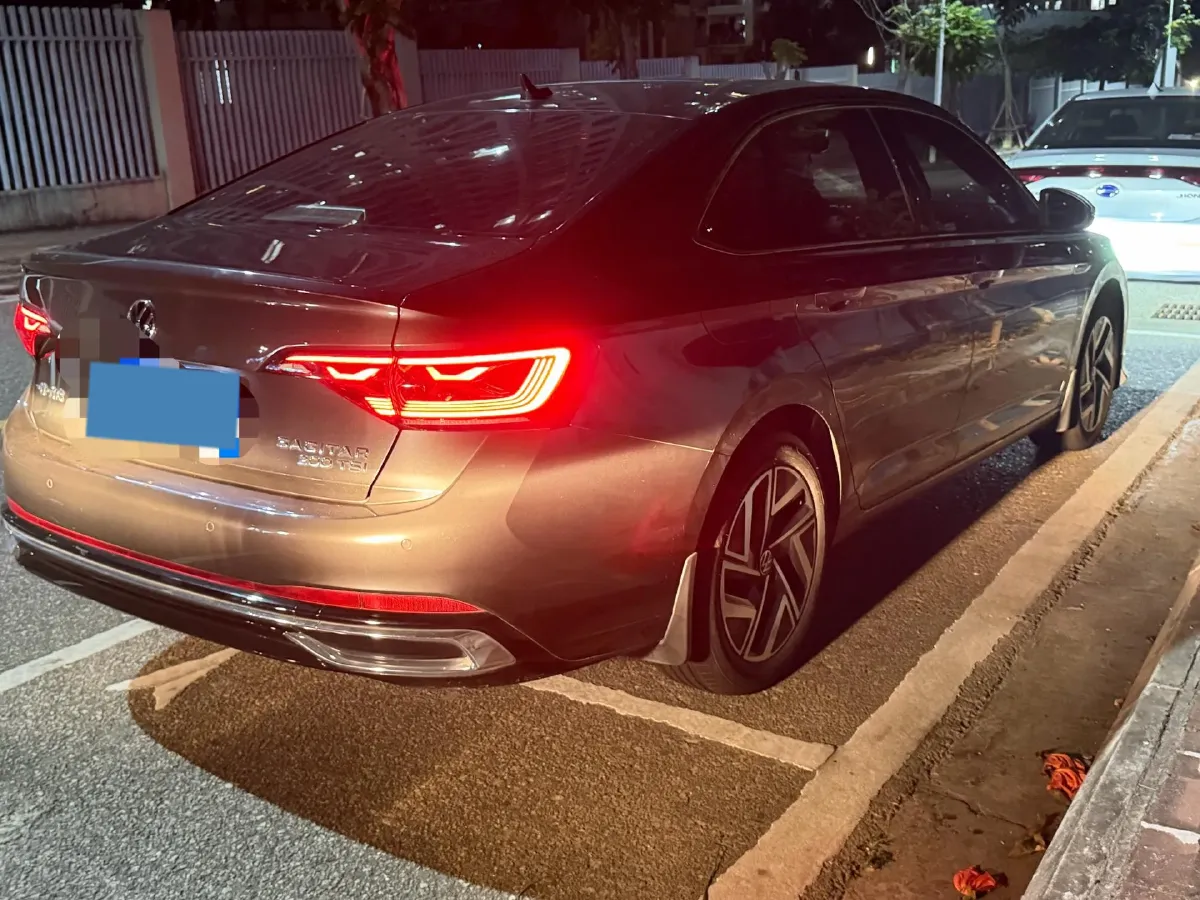 2023 Volkswagen Sagitar 1.2T 116HP L4 7DCT,autocango,china used car exporter,china ev exporter,chinese used car exporter,chinese used ev exporter