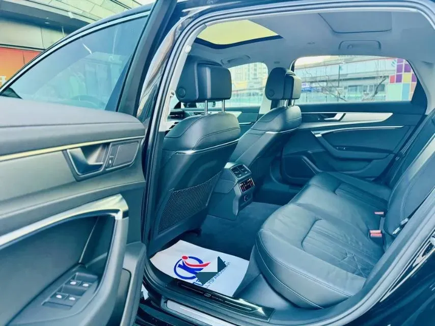 2020 Audi A6L 2.0T 224HP L4 7DCT,autocango,china used car exporter,china ev exporter,chinese used car exporter,chinese used ev exporter