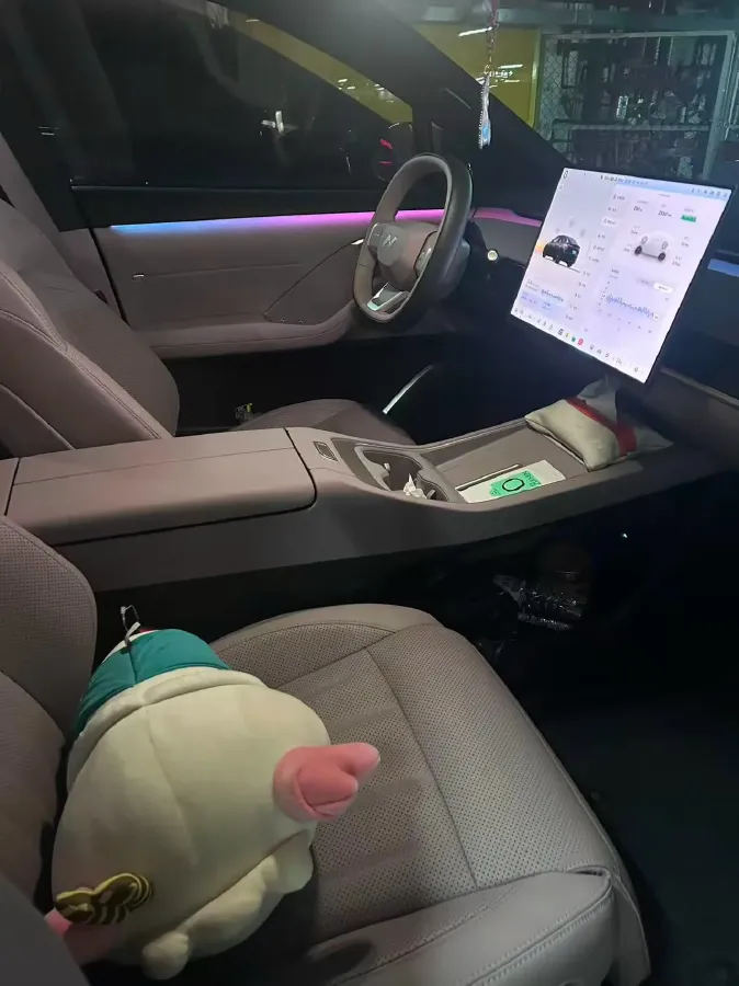 2024 ONVO L60 BEV 60KWH,autocango,china used car exporter,china ev exporter,chinese used car exporter,chinese used ev exporter