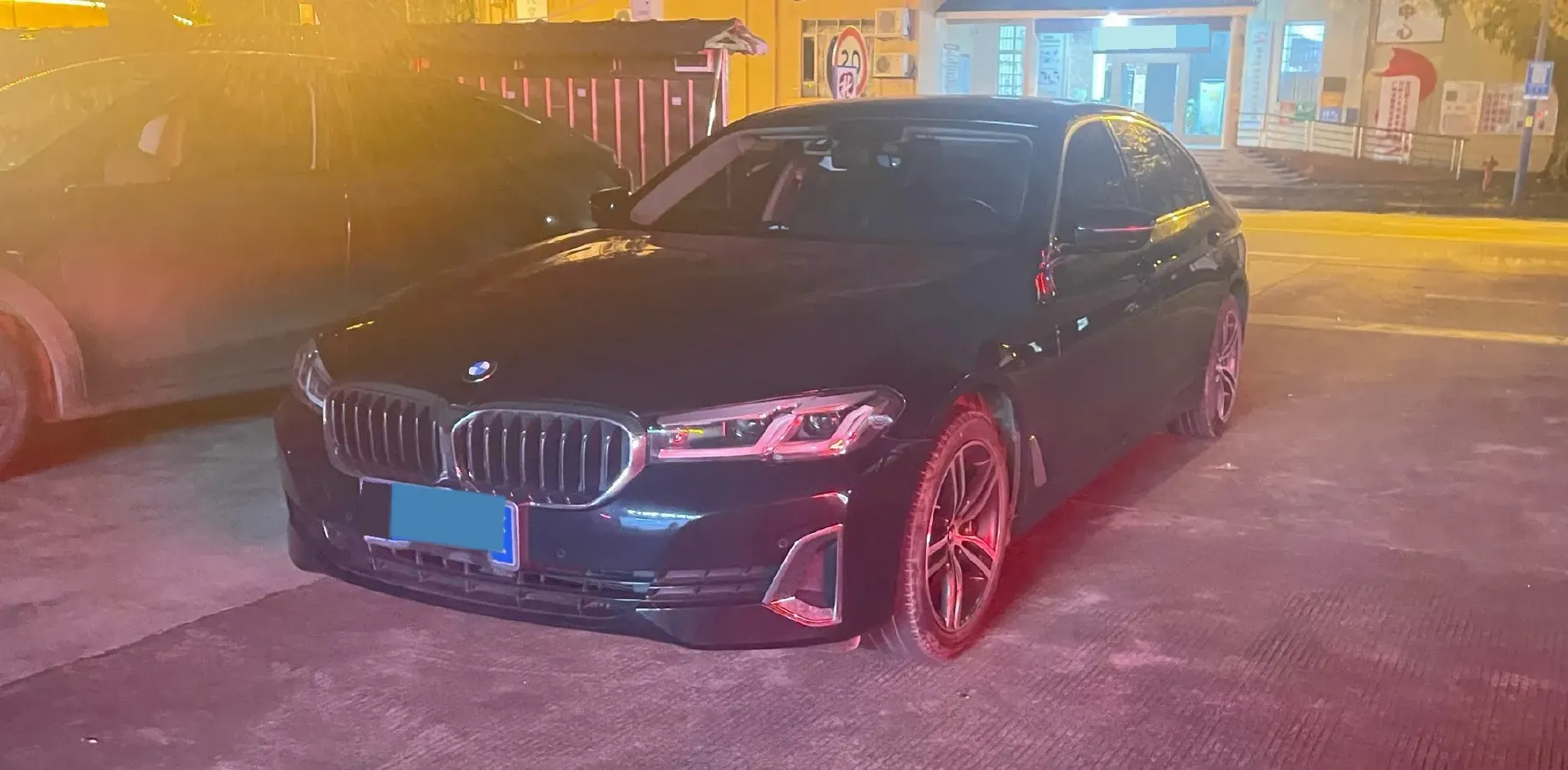 2021 BMW 5 Series 2.0T 252HP L4 8AT,autocango,china used car exporter,china ev exporter,chinese used car exporter,chinese used ev exporter
