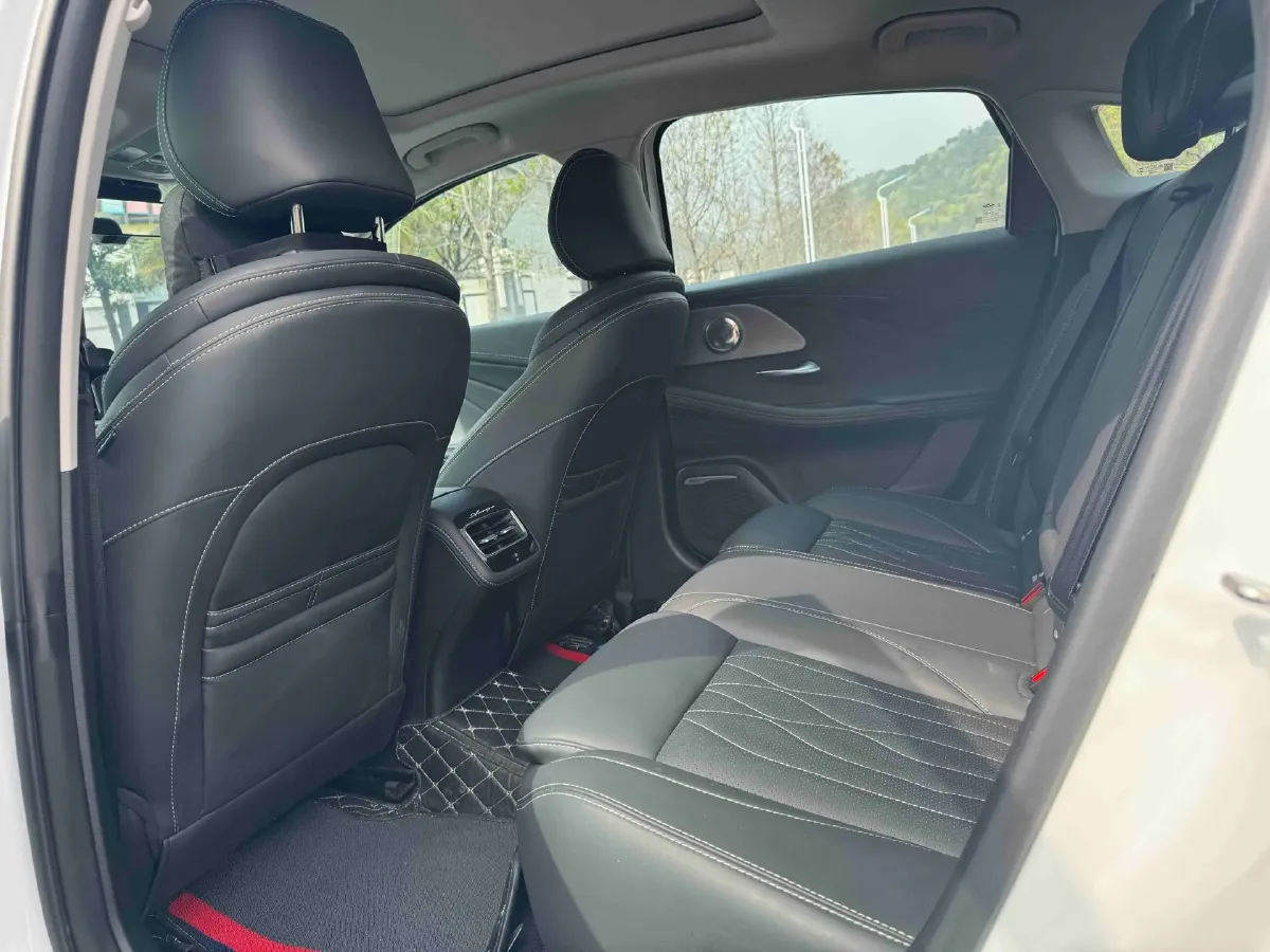 2022 Chery Arrizo 8 1.6T 197HP L4 7DCT,autocango,china used car exporter,china ev exporter,chinese used car exporter,chinese used ev exporter