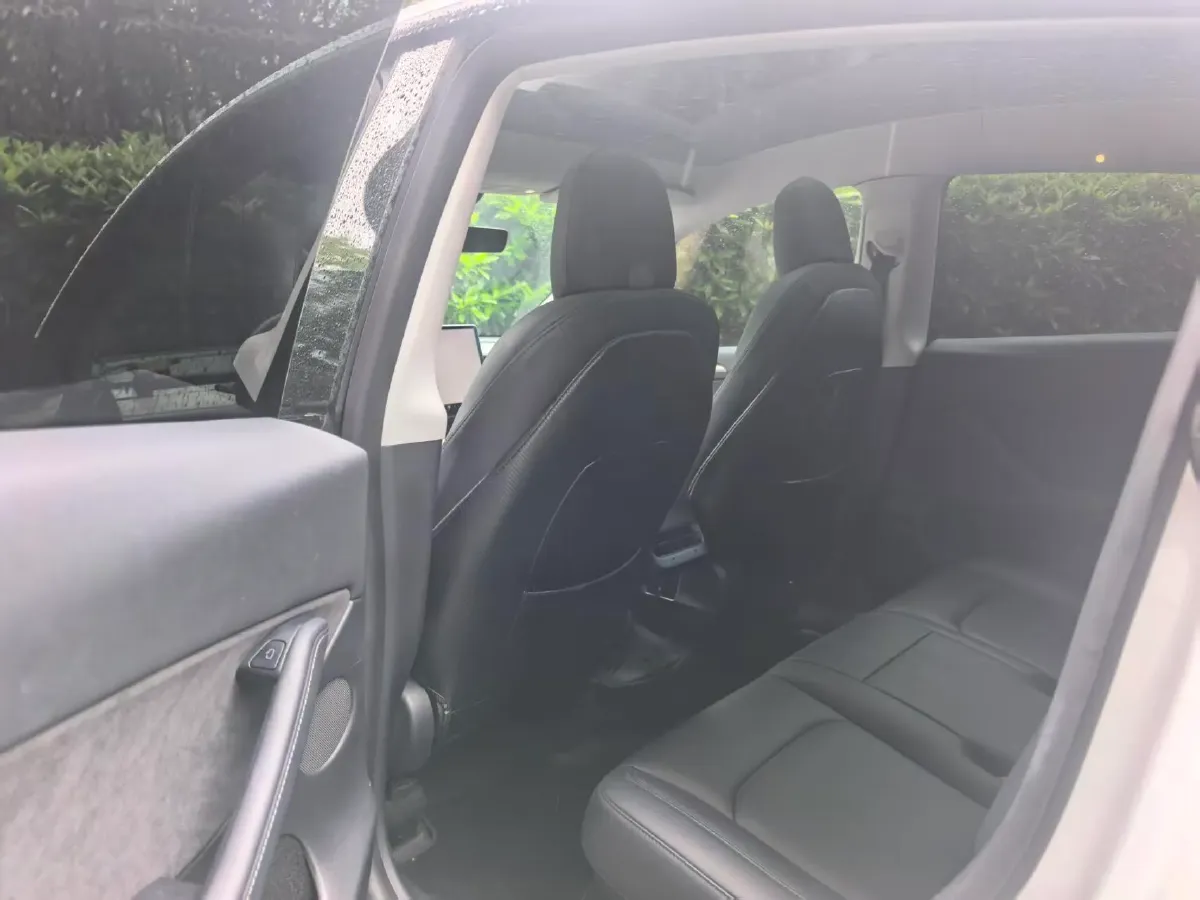 2021 Tesla Model Y BEV 60KWH,autocango,china used car exporter,china ev exporter,chinese used car exporter,chinese used ev exporter