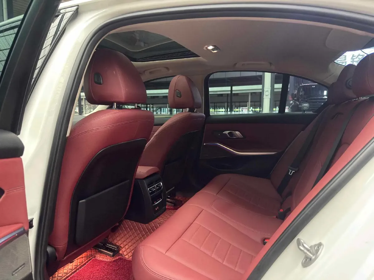 2021 BMW 3 Series 2.0T 184HP L4 8AT,autocango,china used car exporter,china ev exporter,chinese used car exporter,chinese used ev exporter