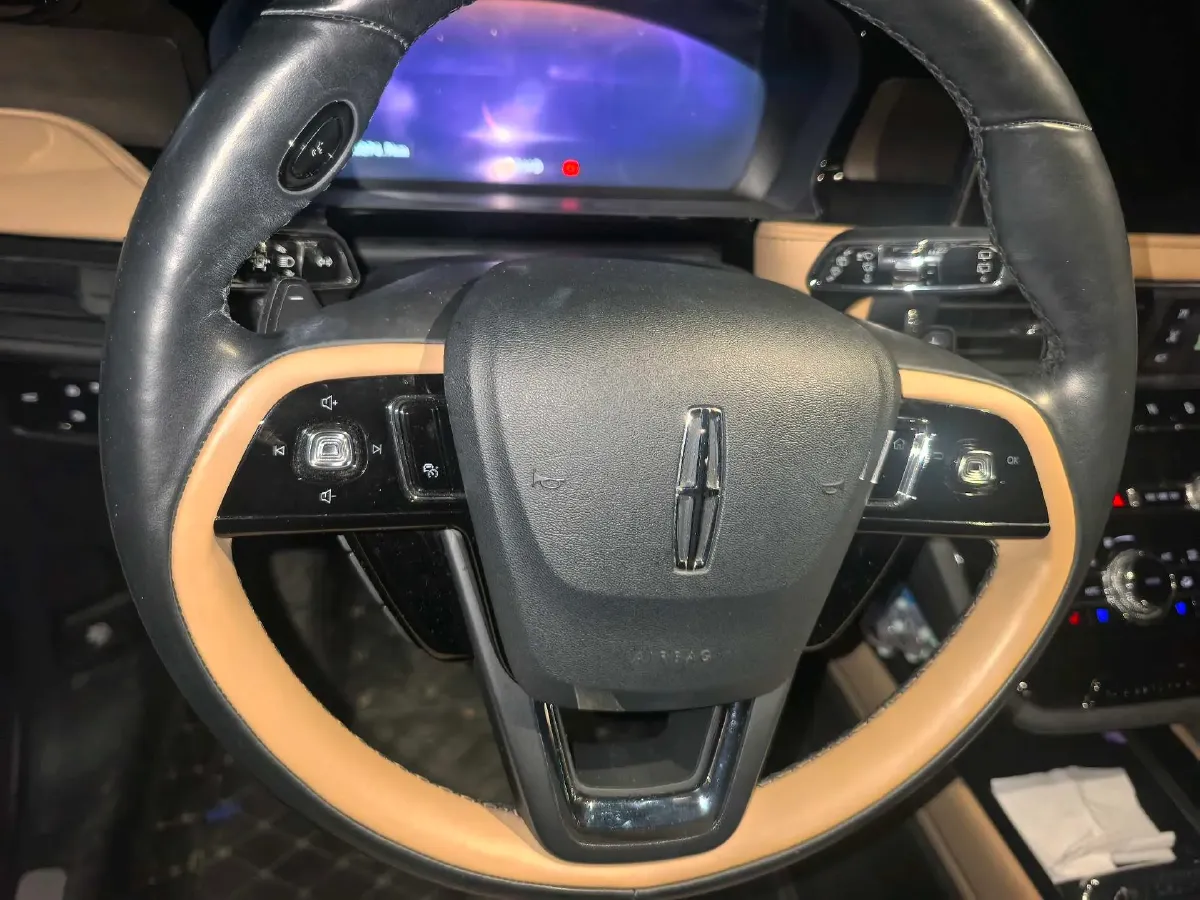 2022 Lincoln Corsair 2.0T 245HP L4 8AT,autocango,china used car exporter,china ev exporter,chinese used car exporter,chinese used ev exporter