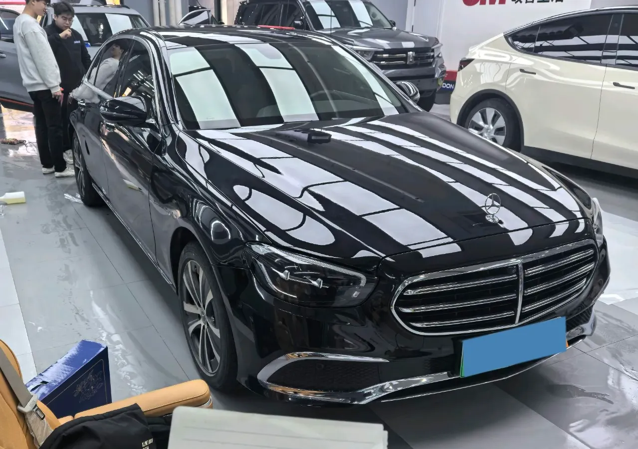 2023 Mercedes-Benz E Class 2.0T 211HP L4 9AT PHEV 25.4KWH,autocango,china used car exporter,china ev exporter,chinese used car exporter,chinese used ev exporter