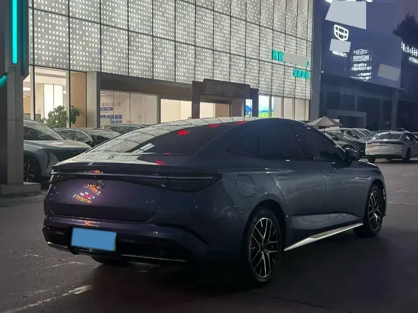 2024 BYD Seal 1.5L 110HP L4 E-CVT PHEV 17.6KWH,autocango,china used car exporter,china ev exporter,chinese used car exporter,chinese used ev exporter