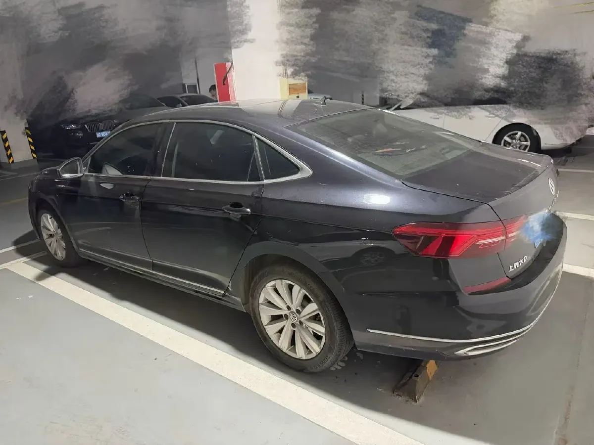 2019 Volvo V40 1.5T 152HP L4 6AT,autocango,china used car exporter,china ev exporter,chinese used car exporter,chinese used ev exporter