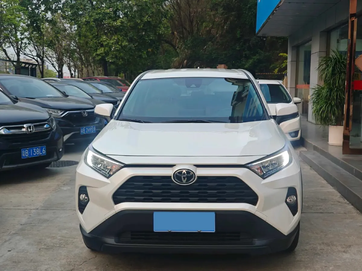 2021 Toyota RAV4 2.0L 171HP L4 CVT,autocango,china used car exporter,china ev exporter,chinese used car exporter,chinese used ev exporter