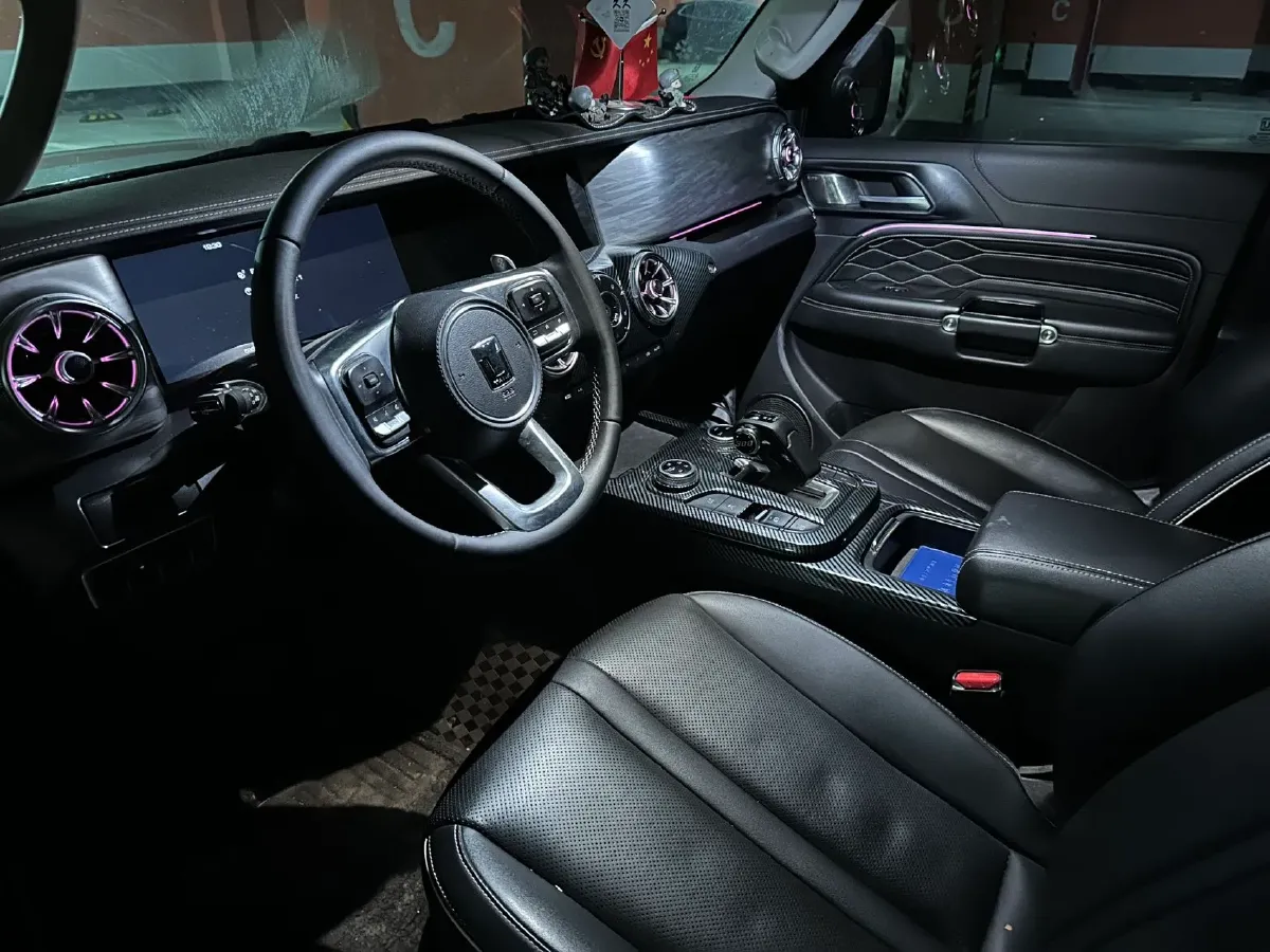 2023 Tank 300 2.0T 227HP L4 8AT,autocango,china used car exporter,china ev exporter,chinese used car exporter,chinese used ev exporter