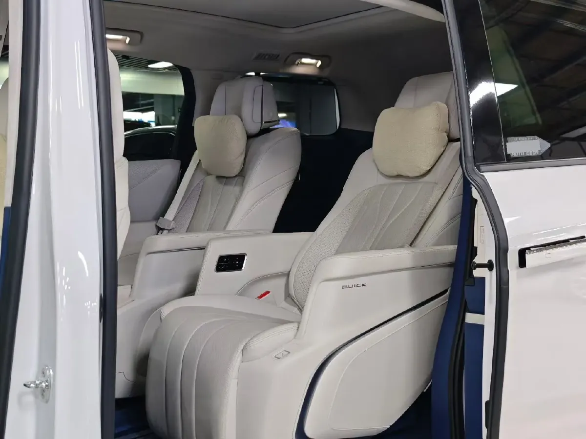 2024 Buick GL8 1.5T 180HP L4 2DHT PHEV 24.4KWH,autocango,china used car exporter,china ev exporter,chinese used car exporter,chinese used ev exporter