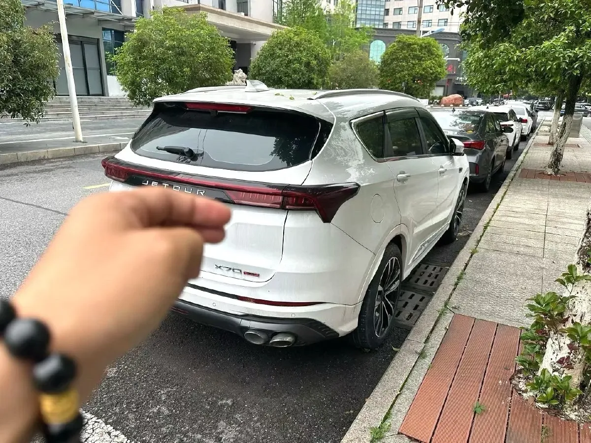 2021 Jetour X70 Plus 1.6T 197HP L4 7DCT,autocango,china used car exporter,china ev exporter,chinese used car exporter,chinese used ev exporter