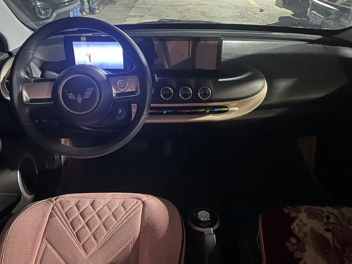 2023 WuLing BinGuo BEV 17.3KWH,autocango,china used car exporter,china ev exporter,chinese used car exporter,chinese used ev exporter