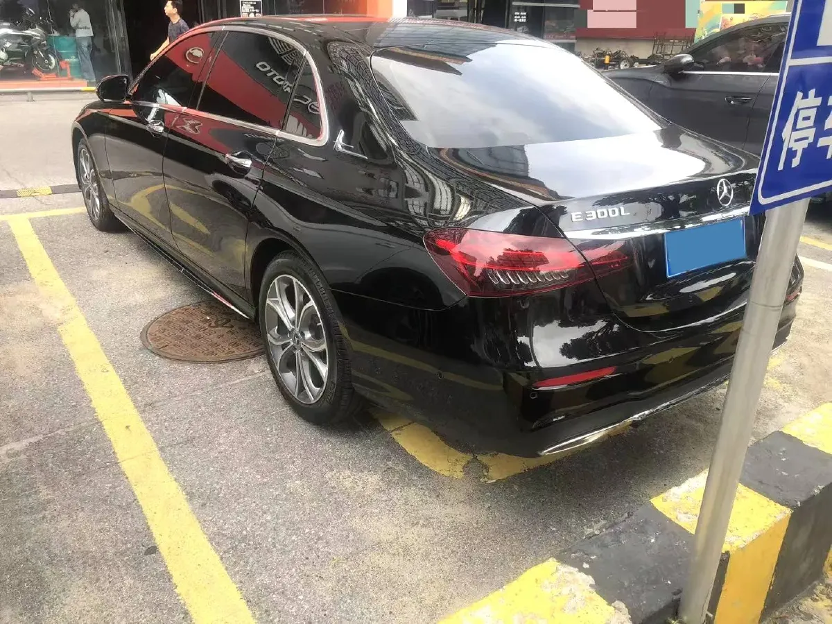 2022 Mercedes-Benz E Class 2.0T 258HP L4 9AT,autocango,china used car exporter,china ev exporter,chinese used car exporter,chinese used ev exporter