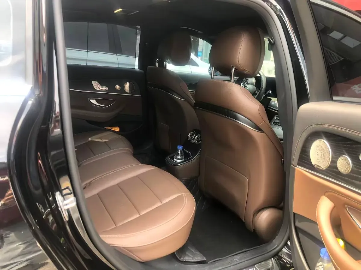 2022 Mercedes-Benz E Class 2.0T 258HP L4 9AT,autocango,china used car exporter,china ev exporter,chinese used car exporter,chinese used ev exporter