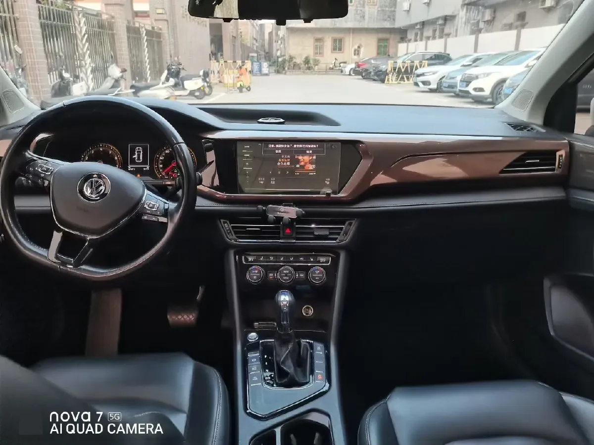 2020 Volkswagen Tharu 1.4T 150HP L4 7DCT,autocango,china used car exporter,china ev exporter,chinese used car exporter,chinese used ev exporter