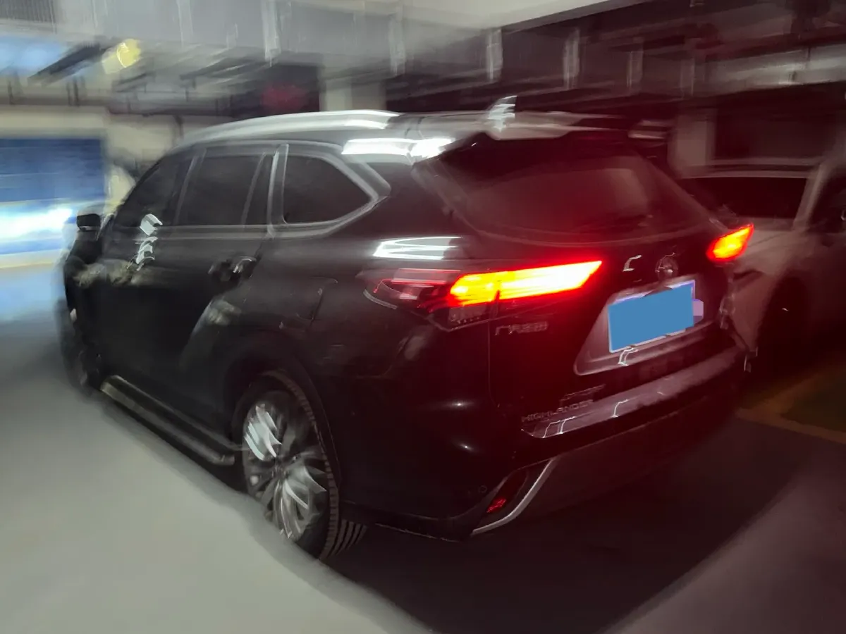 2022 Toyota Highlander 2.5L 192HP L4 E-CVT Hybrid,autocango,china used car exporter,china ev exporter,chinese used car exporter,chinese used ev exporter