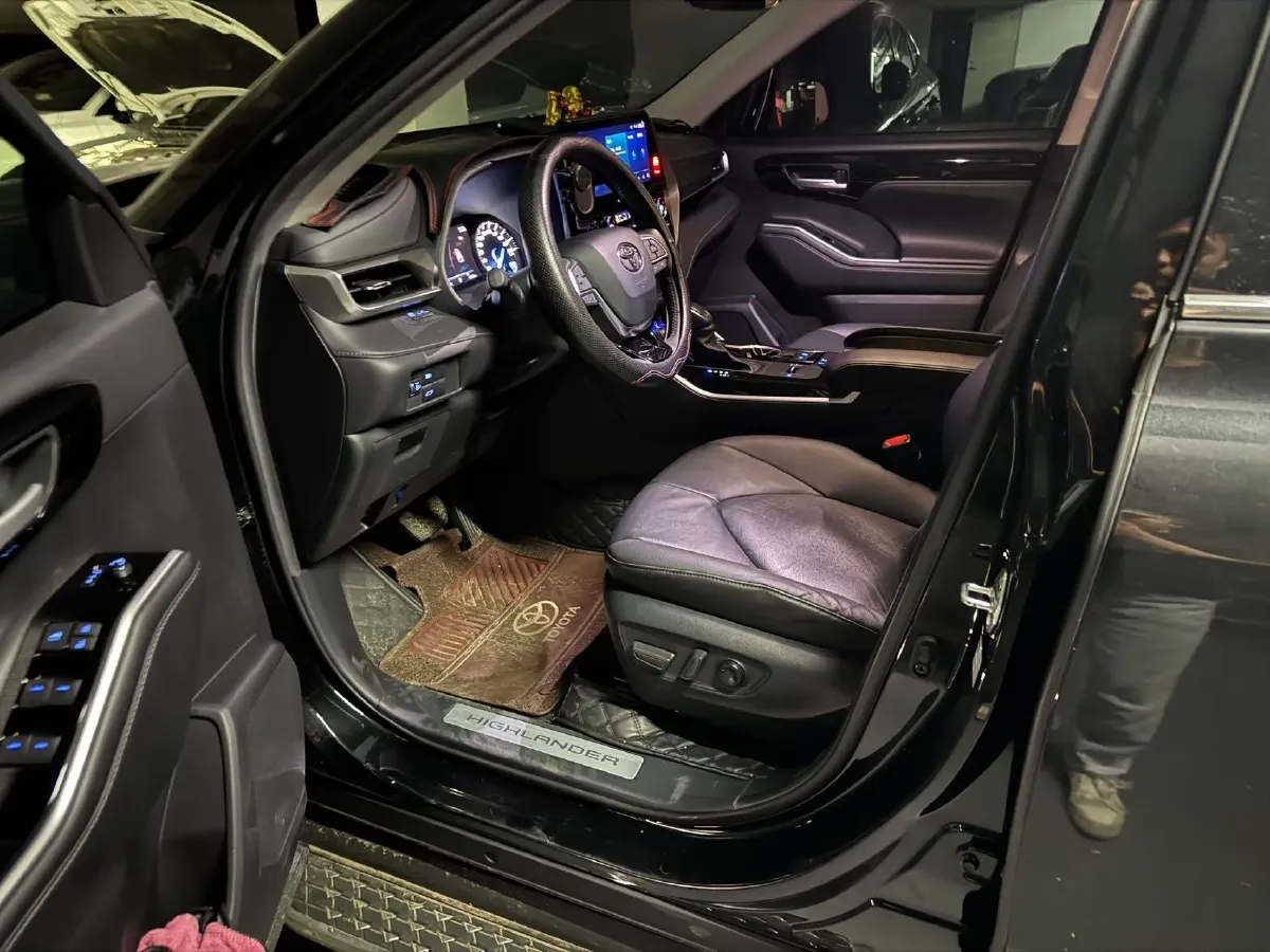 2022 Toyota Highlander 2.5L 192HP L4 E-CVT Hybrid,autocango,china used car exporter,china ev exporter,chinese used car exporter,chinese used ev exporter